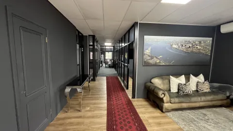 Parc Nicol Building 6